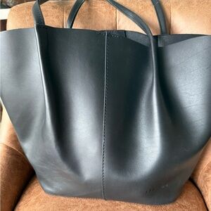 Portland Leather Classic Black Tote